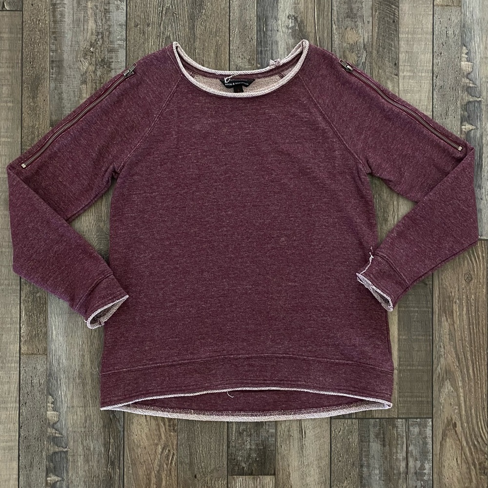 sweatshirt
